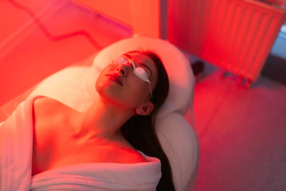LED Light Therapy ทางเลือกใหม่ในการชะลอวัย