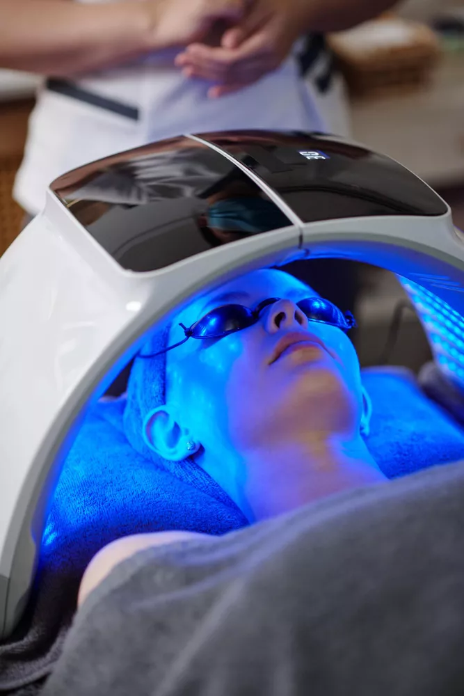 LED Light Therapy ทางเลือกใหม่ในการชะลอวัย