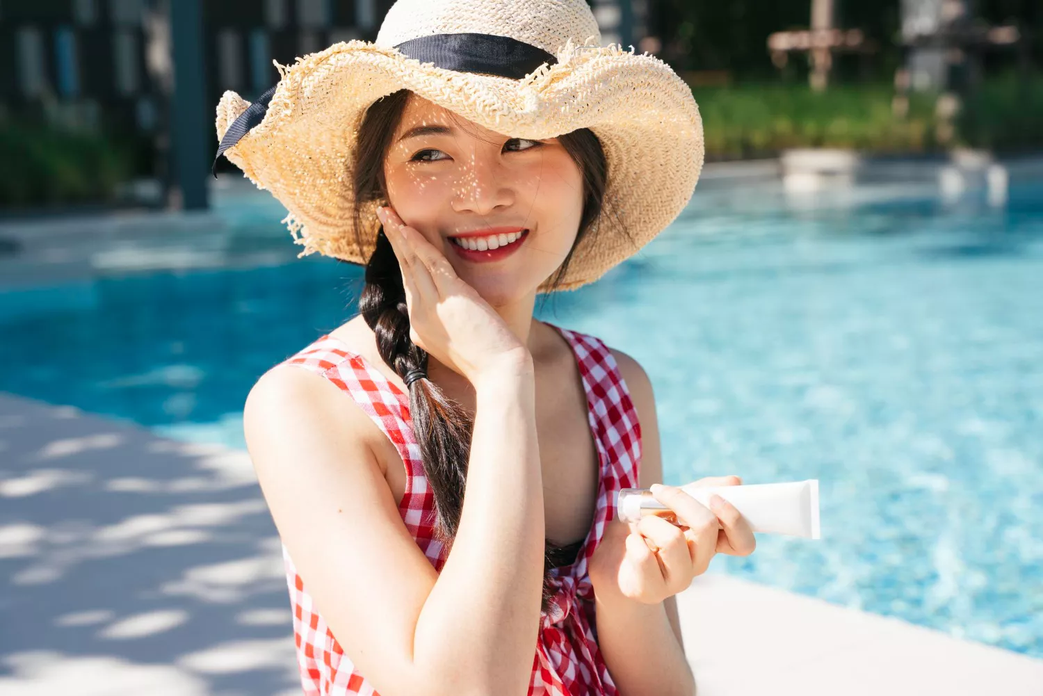 การป้องกันความหมองคล้ำไม่ได้ขึ้นอยู่กับ SPF เพียงอย่างเดียว