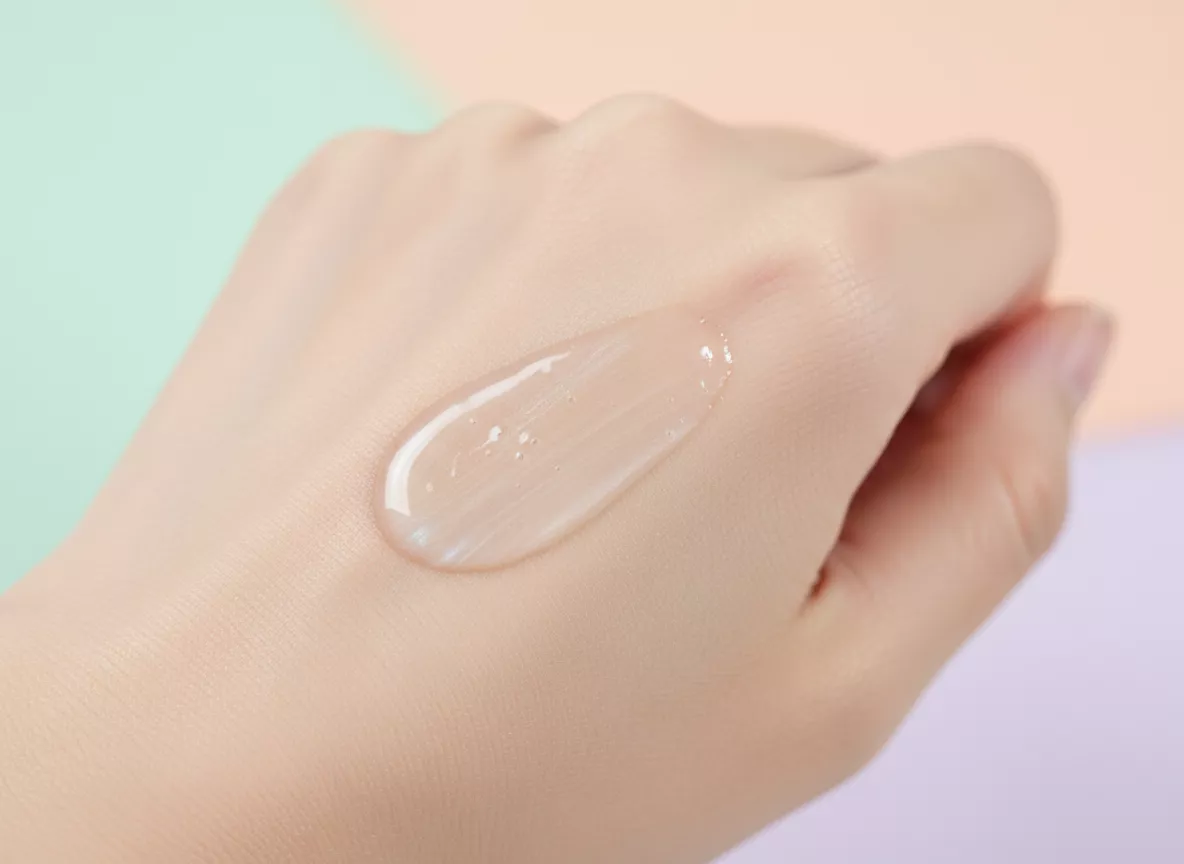 Mewon Korean Cosmetics - ครีมกันแดดทาหน้าไม่อุดตัน สำหรับคนเป็นสิว วิธีเลือกให้ถูกต้อง