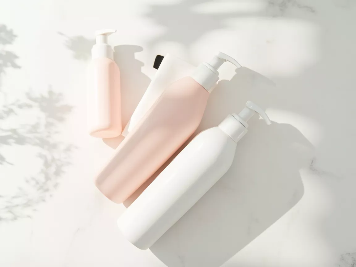 Hero Product แชมพูเพิ่มวอลลุ่มเกาหลี flatlay